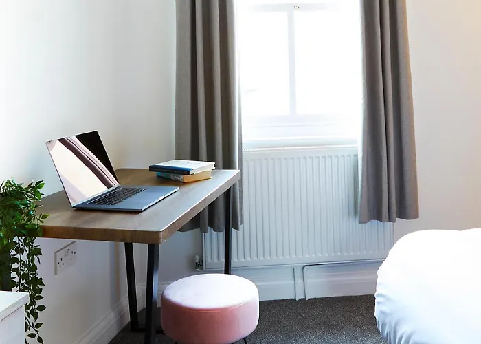 Casa de Férias Beautifully Furnished 4-bed Townhouse On South Cliff