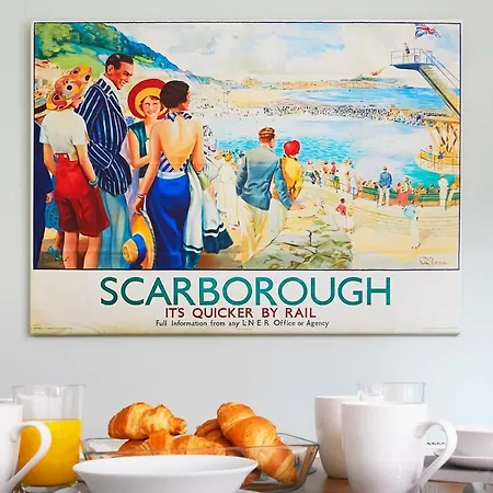 別荘 Beautifully Furnished 4-bed Townhouse On South Cliff スカーバラ